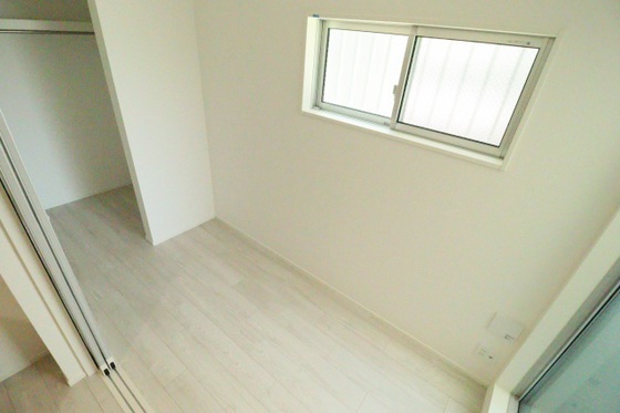 居室・リビング　※別部屋の写真です