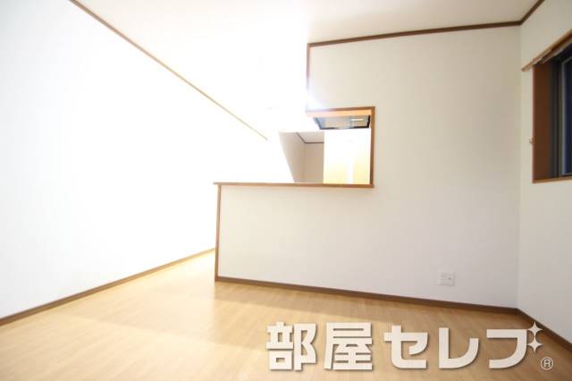 居室・リビング　対面キッチンでおしゃれな生活を。