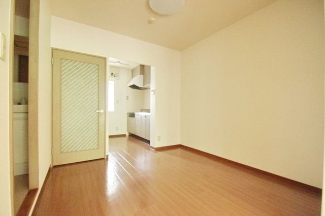 居室・リビング　★お問い合わせはタウンハウジング町田店まで★