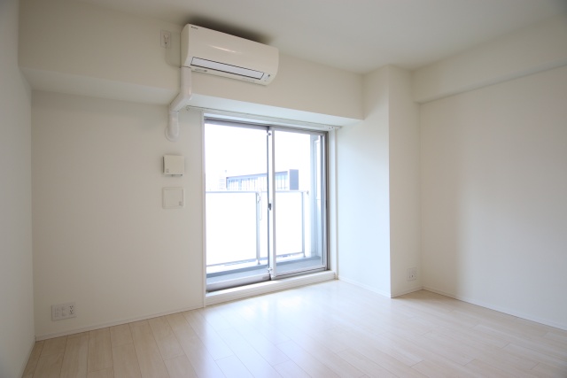 居室・リビング　※別室の参考写真の為、現況優先です。