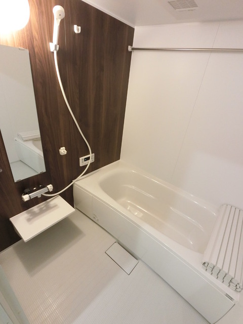 バス・シャワールーム　浴室