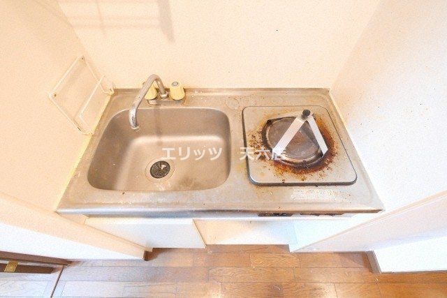 キッチン　下駄箱