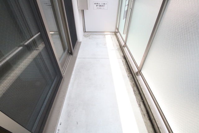 バルコニー　※別室の参考写真の為、現況優先です。