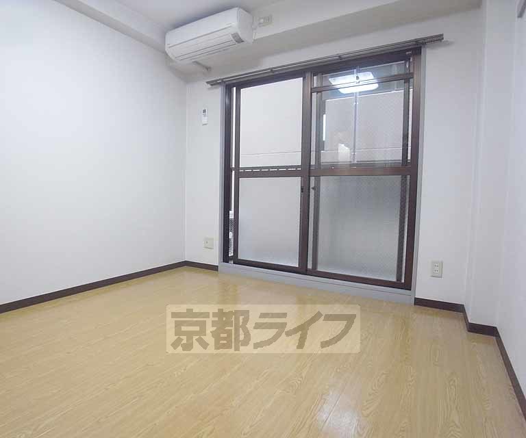 居室・リビング　綺麗なお部屋です。