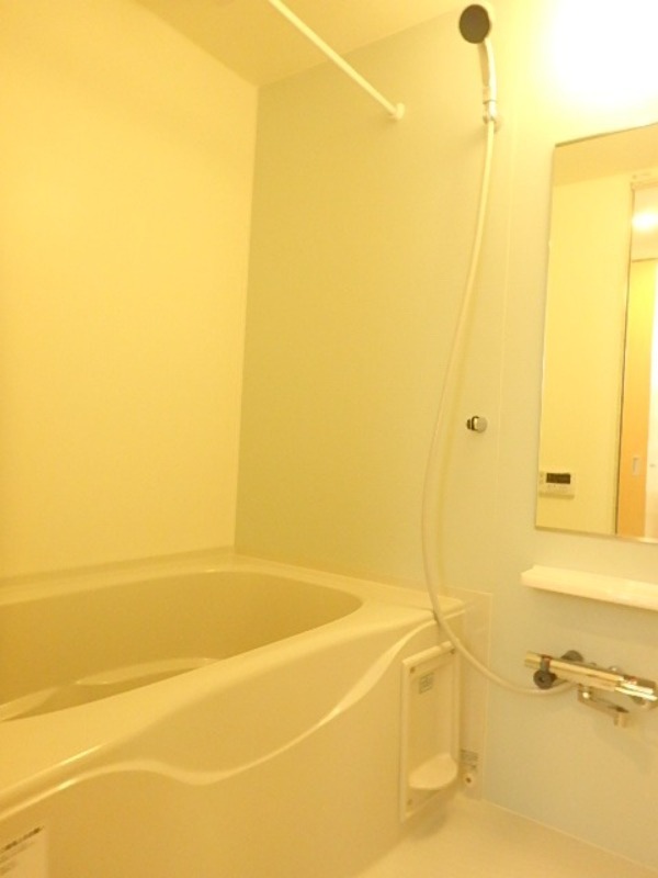 バス・シャワールーム　図面と現状に相違がある場合には現状を優先