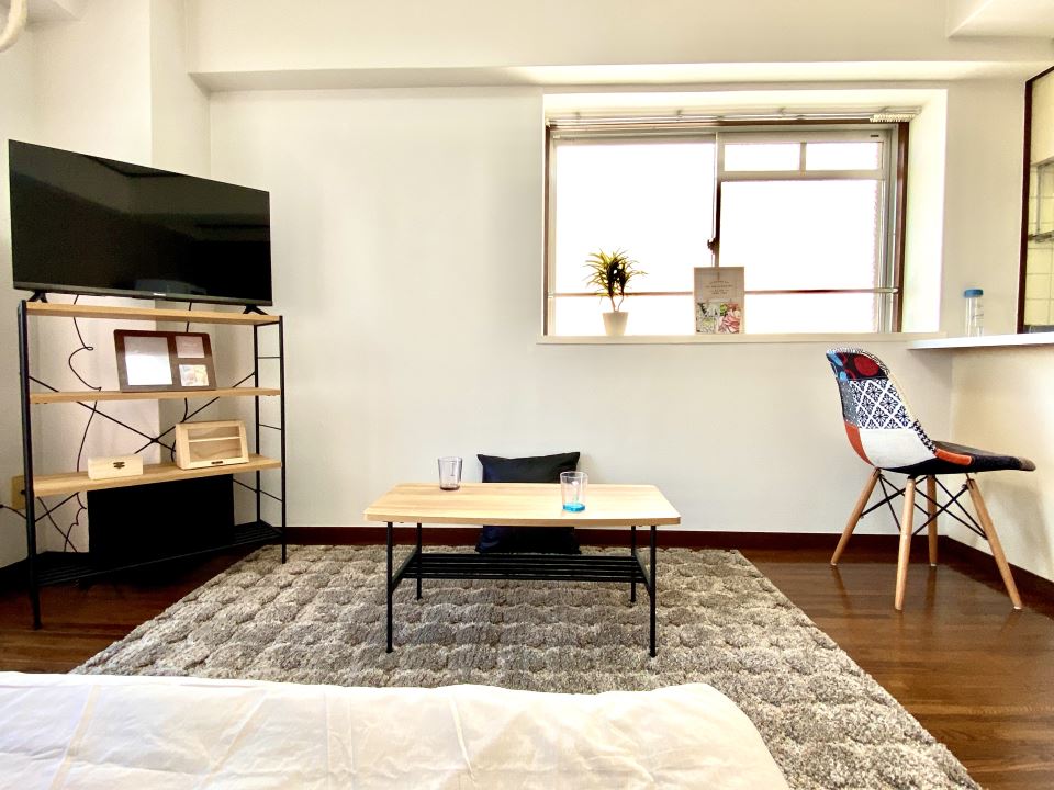 その他部屋・スペース　二人掛けのソファーも置ける広さです