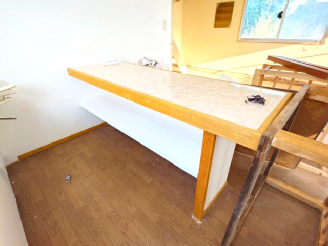 キッチン　キッチンカウンターテーブル