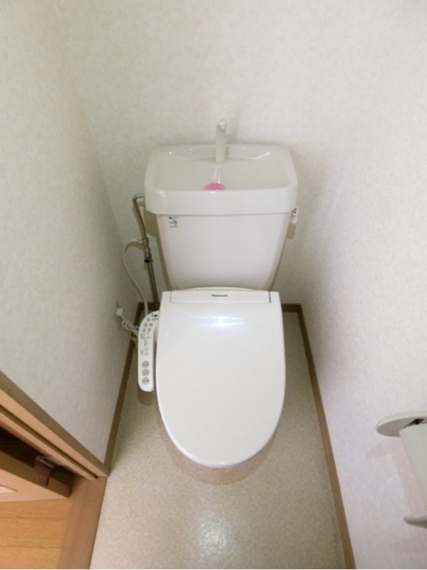 トイレ　図面と現状に相違がある場合には現状を優先