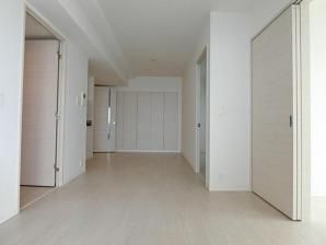 居室・リビング　（別タイプ参考写真）アトラスブランズタワー三河島　荒川区東日