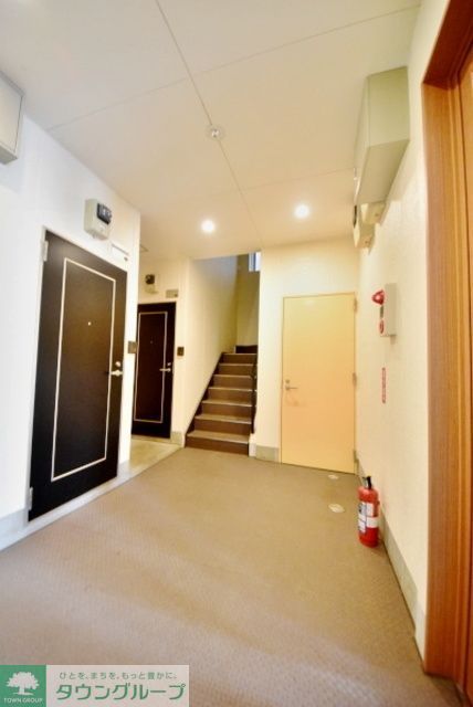 エントランス　お問合せはタウンハウジングまで！※現地待合わせ相談可能