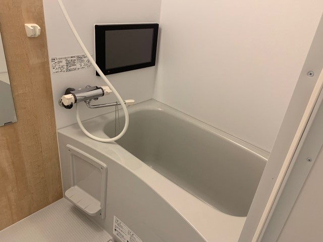 バス・シャワールーム　バスルーム