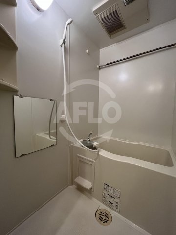 バス・シャワールーム　アリビオ港晴　風呂