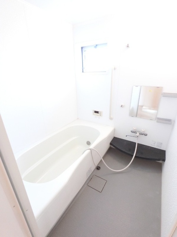 バス・シャワールーム　図面と現状に相違がある場合には現状を優先