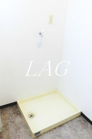 その他設備　室内洗濯機置き場です。