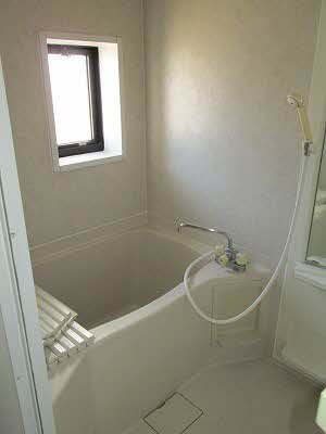 バス・シャワールーム　日々の暮らしに欠かせないお風呂です