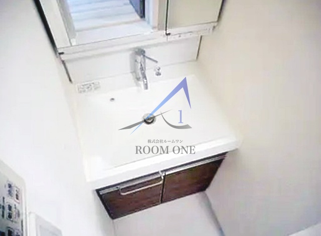 洗面設備　洗面台です。