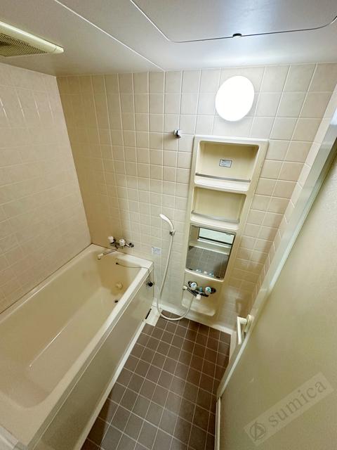 バス・シャワールーム　広々としたバスルームで疲れた体をリフレッシュ♪♪