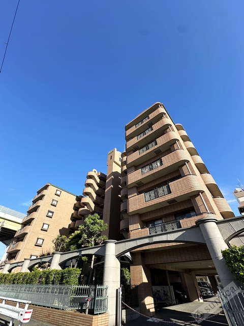 建物外観　鉄筋コンクリート造のガッチリしたマンションです♪♪