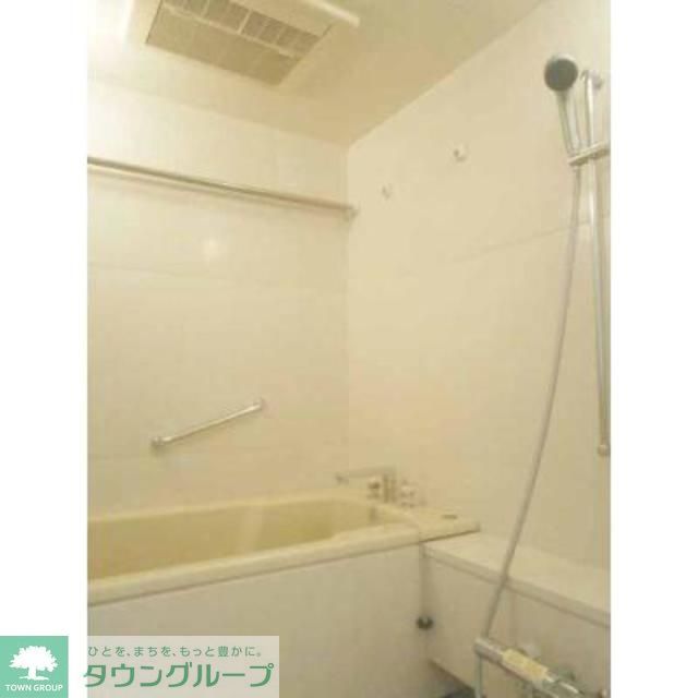 バス・シャワールーム　※写真は同タイプ住戸です。