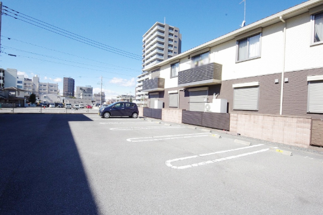 駐車場　敷地内駐車場