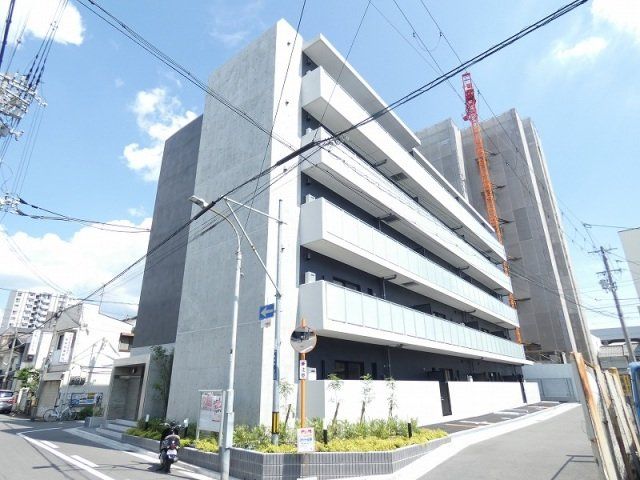 建物外観　RC造の5建てのマンションです。