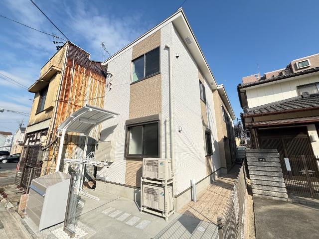 建物外観　外観写真（昼）