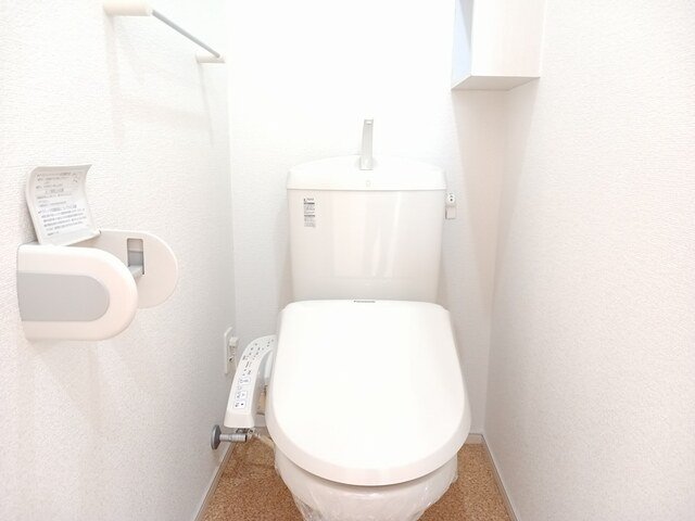 トイレ　ゆったりとした空間のトイレです