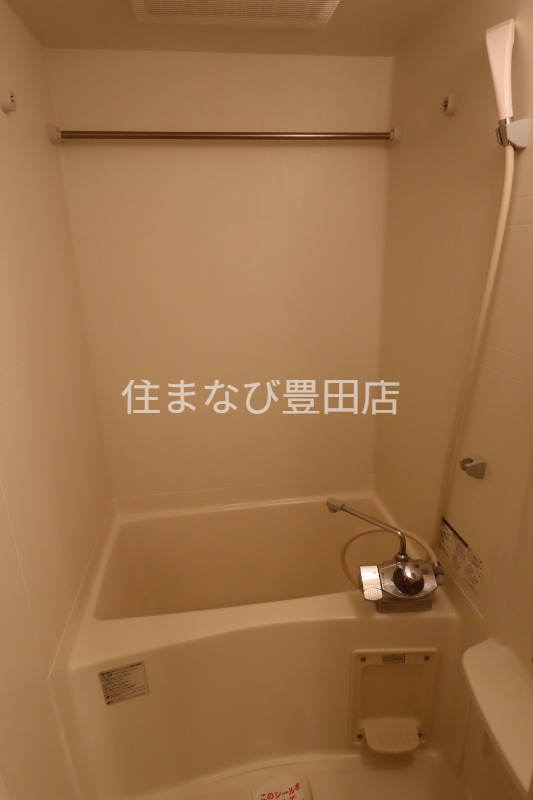 バス・シャワールーム　同型別部屋写真