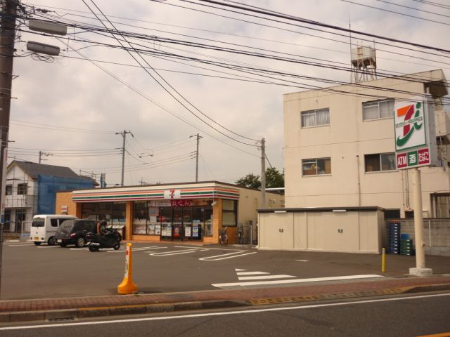 コンビニ　セブンイレブン（コンビニ）まで180m