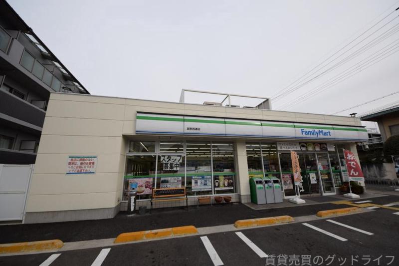 コンビニ　ファミリーマート かどの七条店（コンビニ）まで267m