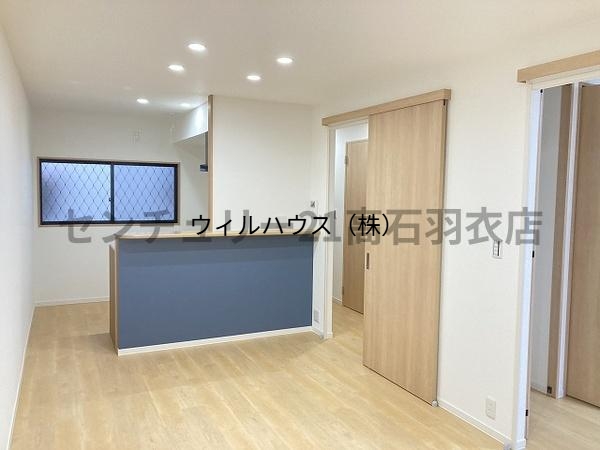 居室・リビング　カウンターキッチン！