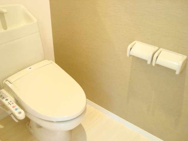 トイレ　シャワー付トイレ