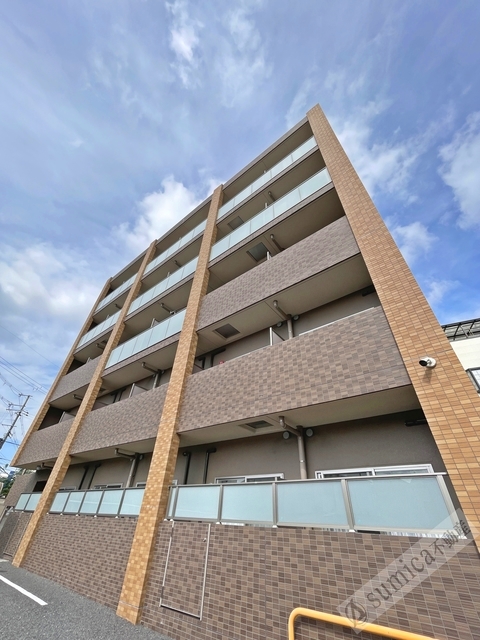 建物外観　鉄筋コンクリート造・ガッチリとした建物です♪