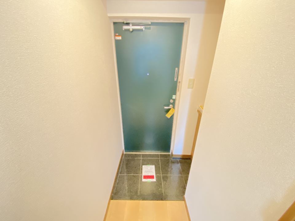 玄関　高級感溢れる玄関にはしっかり靴箱アリ☆