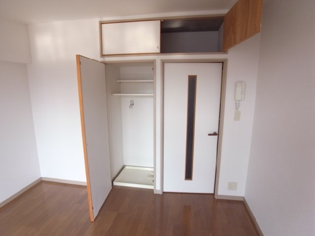 その他部屋・スペース　洗濯機置場