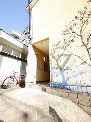 エントランス　綺麗なエントランス！