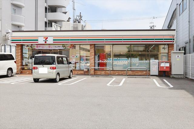 コンビニ　セブン－イレブン徳島沖浜東店（コンビニ）まで487m
