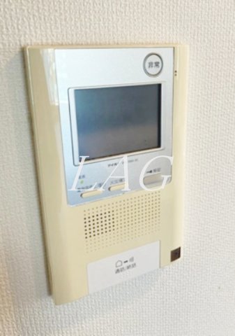 セキュリティ　モニター付きインターホンです。