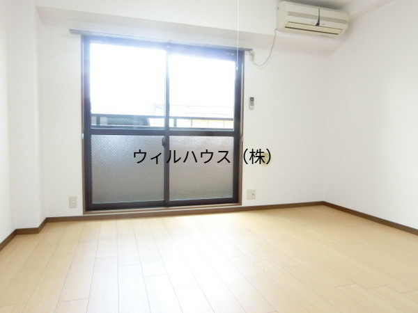 その他部屋・スペース　明るい洋室です！