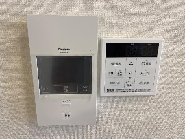 セキュリティ　モニター付きインターホン