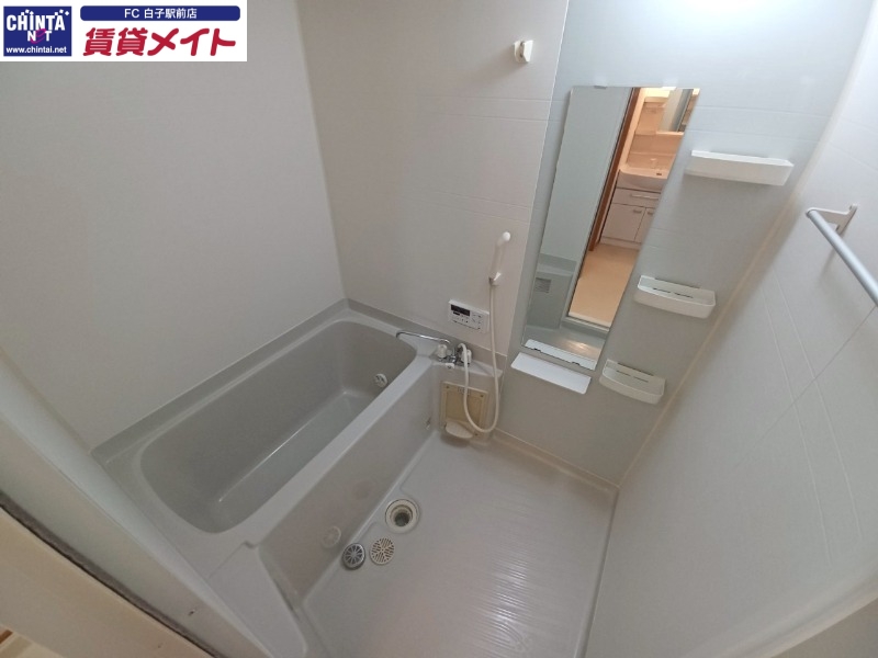 バス・シャワールーム　同物件別部屋の写真