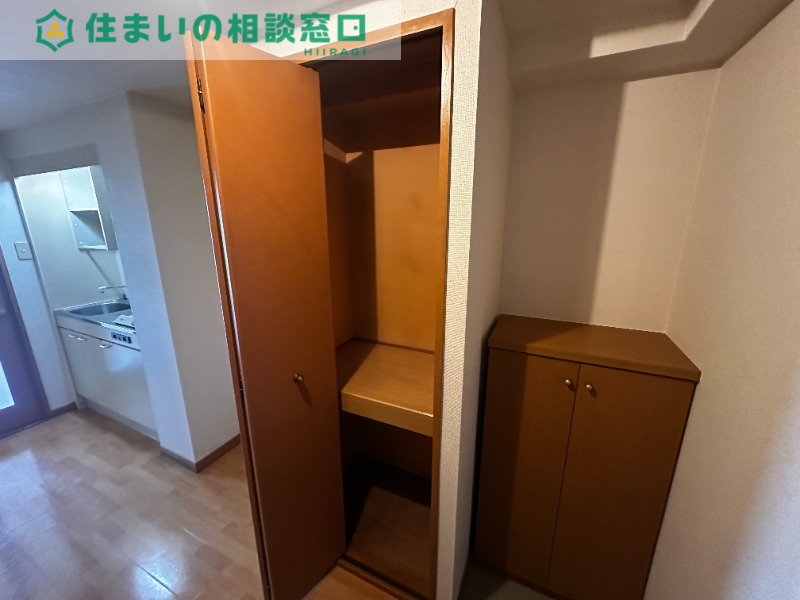 収納　同型