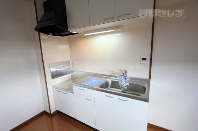 キッチン　イメージ写真　違うタイプのお部屋