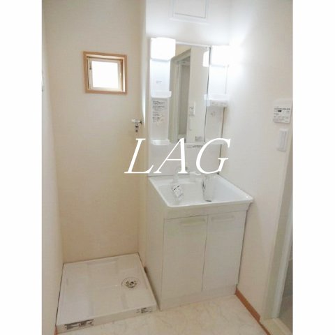 洗面設備　洗面台です。