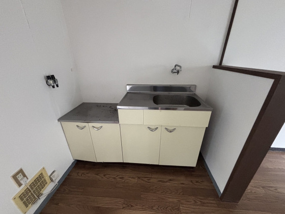 キッチン　※別部屋の写真です