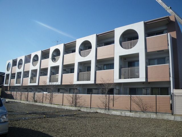 建物外観　安心オートロック完備　ＢＳ・ＣＡＴＶ対応