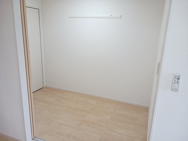 その他部屋・スペース　明るい色調の室内です