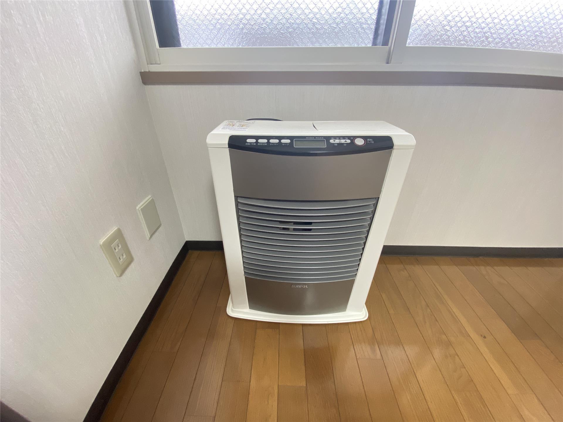 その他設備　灯油ＦＦストーブ