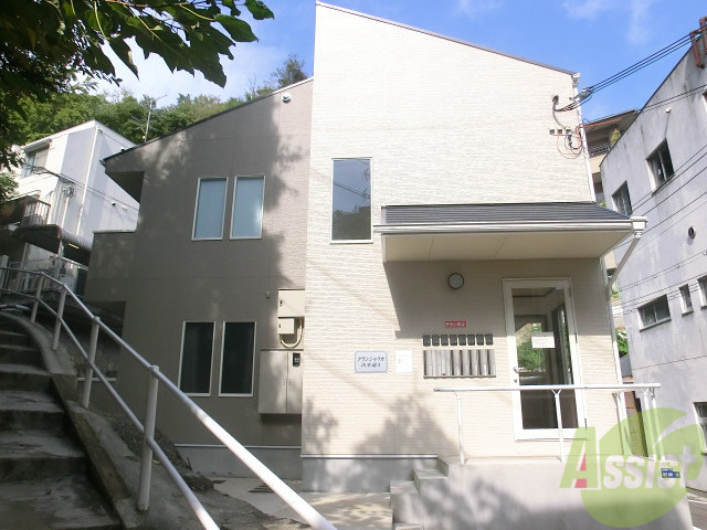 建物外観　築浅のため綺麗な外観してます。