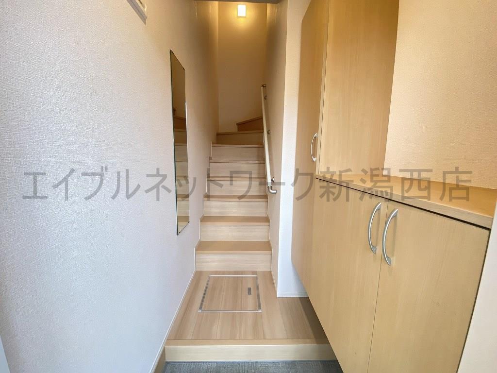 玄関　参考写真